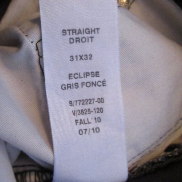 Pre Owned Men's Gap Black Cotton Straight Fit Corduroys Size 31/32 - Picture 2 of 4